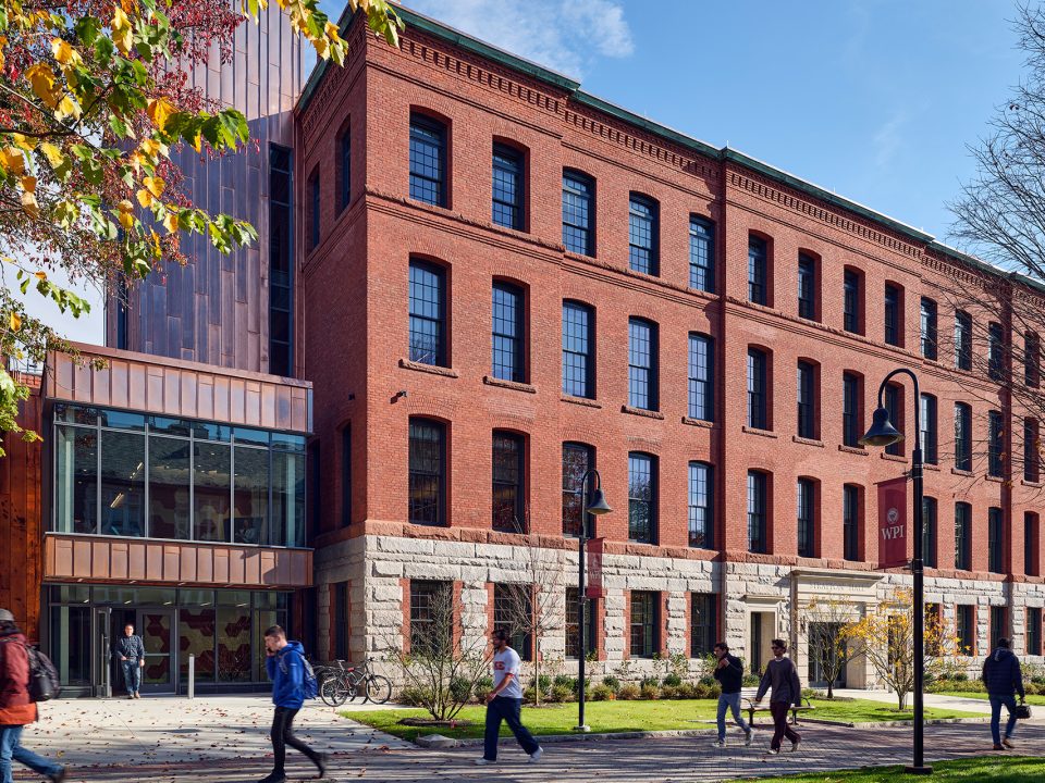 WPI Stratton Hall Exterior